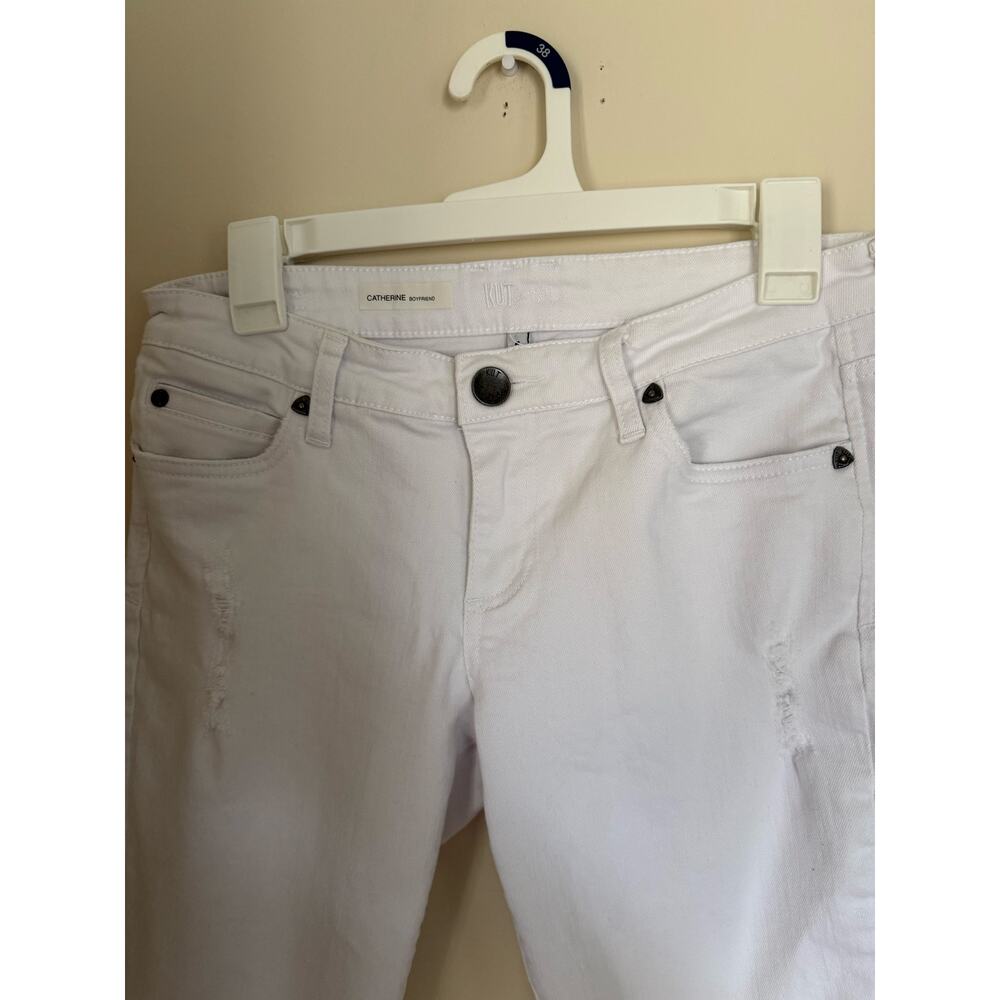 Kut from the Kloth White Catherine Boyfriend Jean Distressed Sz 4 Casual Denim - Picture 4 of 16